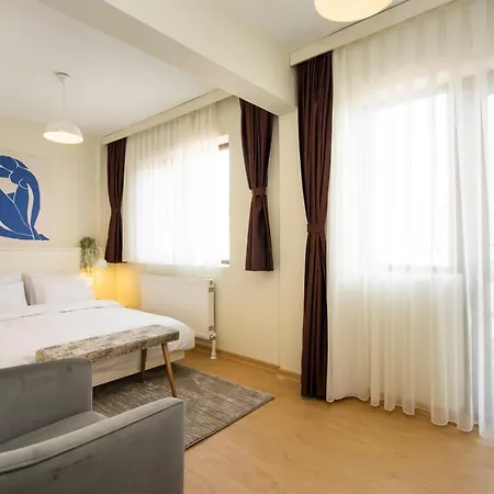 2 Bedroom W. Balcony And Sea View @ Cihangir No:6 Apartmán *