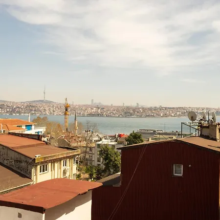 2 Bedroom W. Balcony And Sea View @ Cihangir No:6 Apartmán Istanbulská provincie